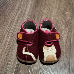 See Kai Run Maroon Cat Design Kids Slippers